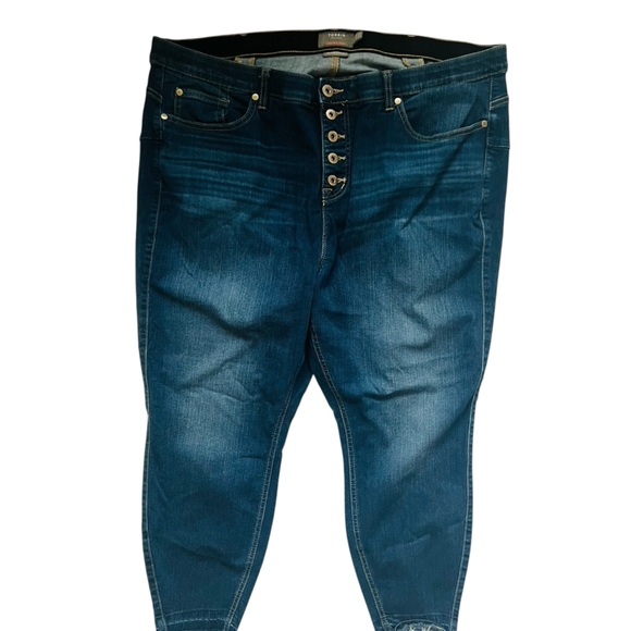 torrid Denim - Torrid Bombshell Skinny Premium Stretch Dark Blue Denim Jeans